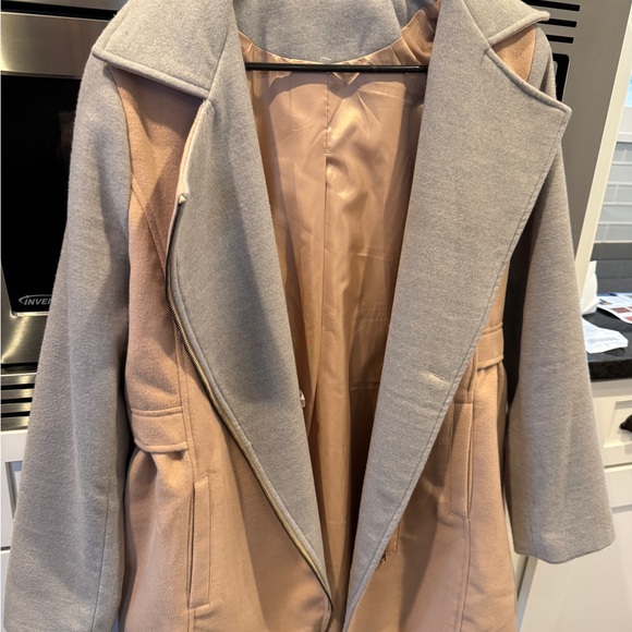 Stylish Women's Gray and Pink Coat Fall Spring Winter - Picture 1 of 3